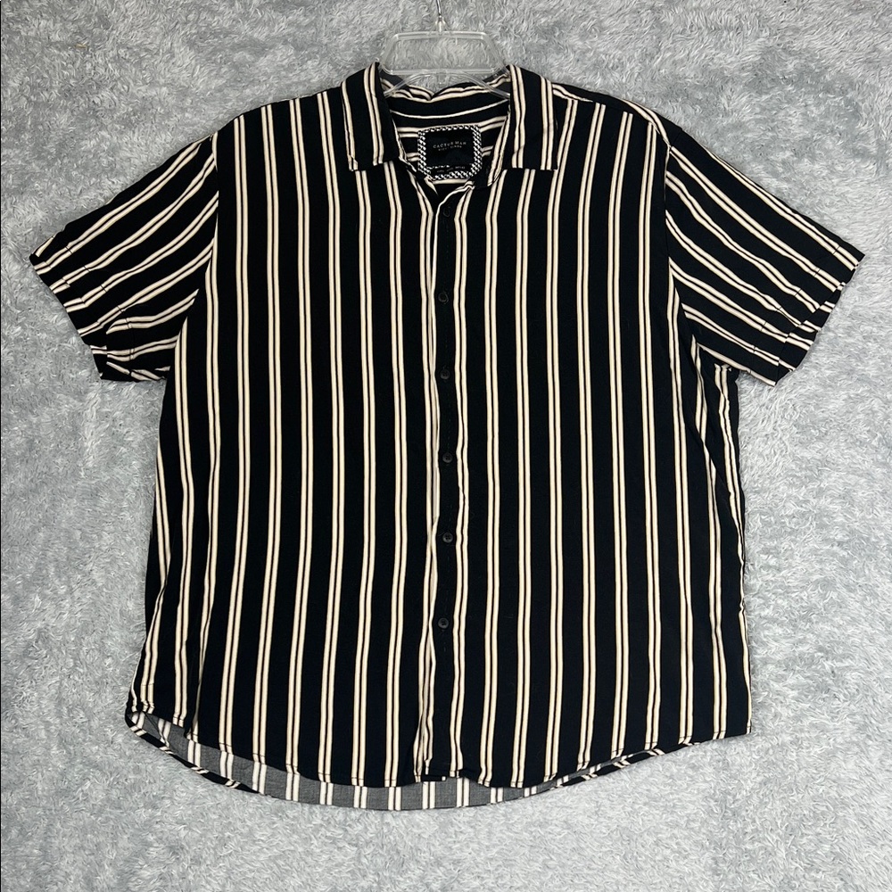 Goodfellow & Co Men's Black and Cream Striped Shirt
